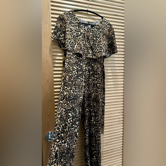 bebe Pants - Leopard print BRAND NEW BEBE pantsuit!